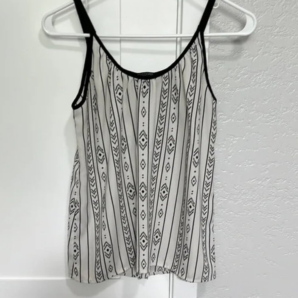 NWT 19 Cooper Bohemian pattern spaggetti strap tunic size Large (331)